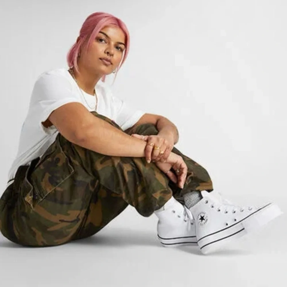 Converse Chuck Taylor All Star High Top Platform Leather Sneakers - Picture 15 of 15